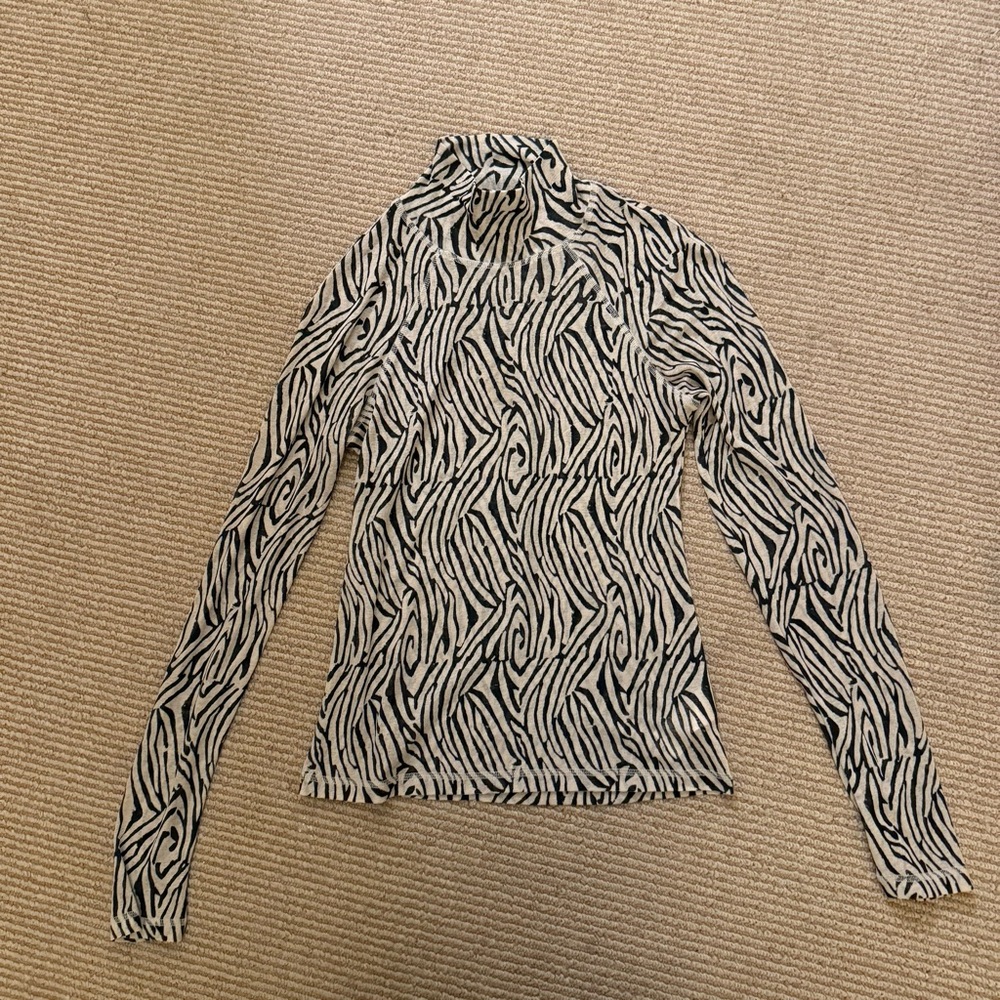 Nanushka tiger print sheer tiger print size medium